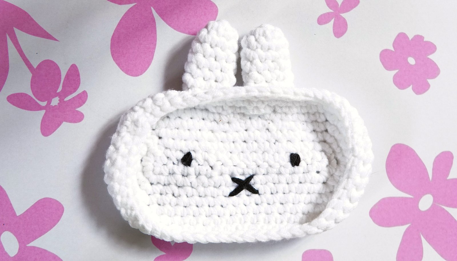 Bunny Glasses Holder by Wanderling Shop