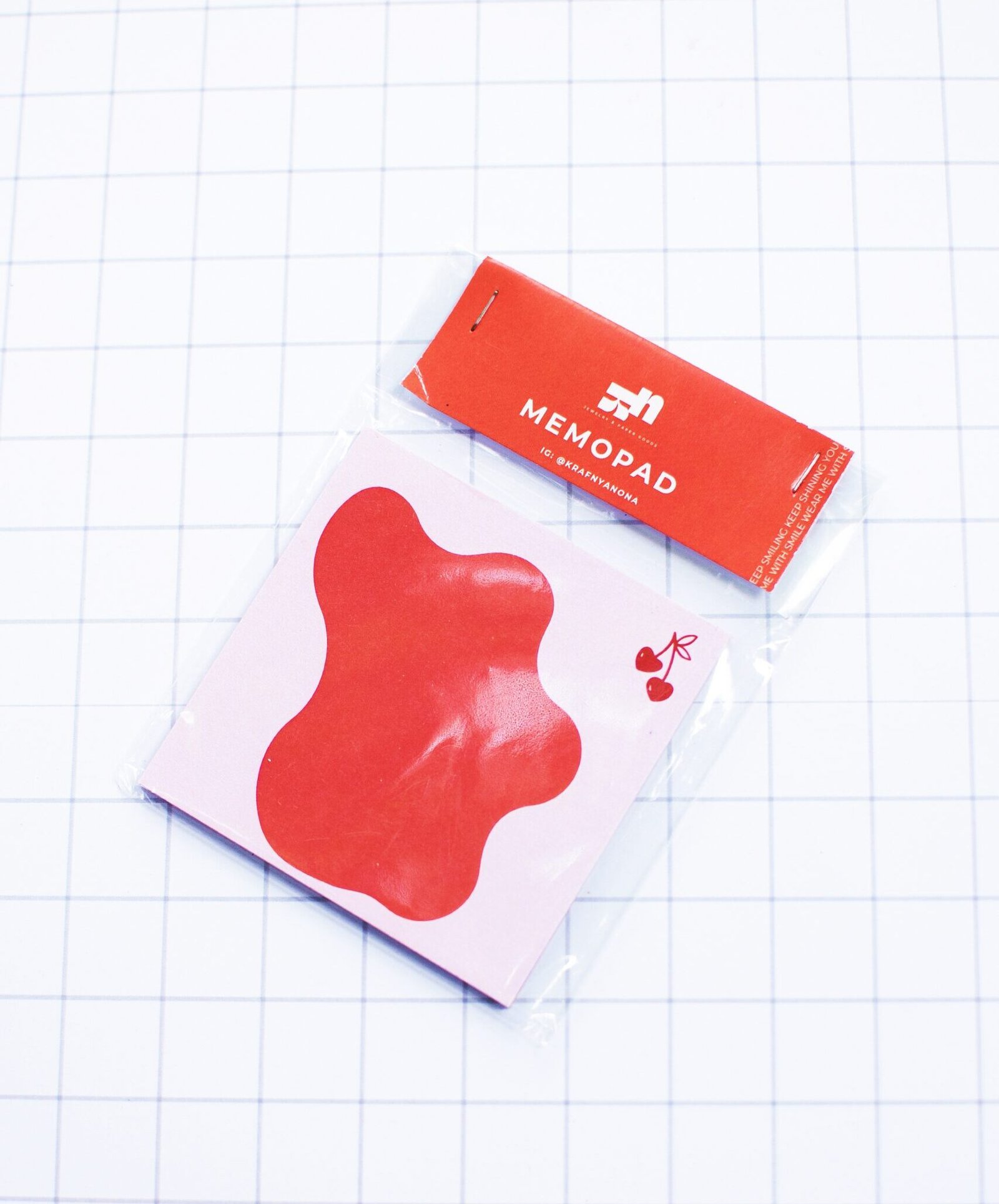 Krafnya Nona: Koleksi Memopad "Quirky Shapes"